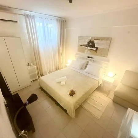 Homestay Vestige Basement *